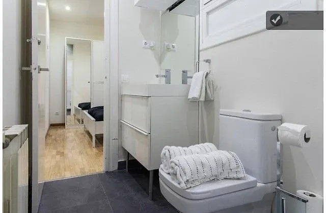 Apartment Minimalist Bcn Centre バルセロナ 0*,